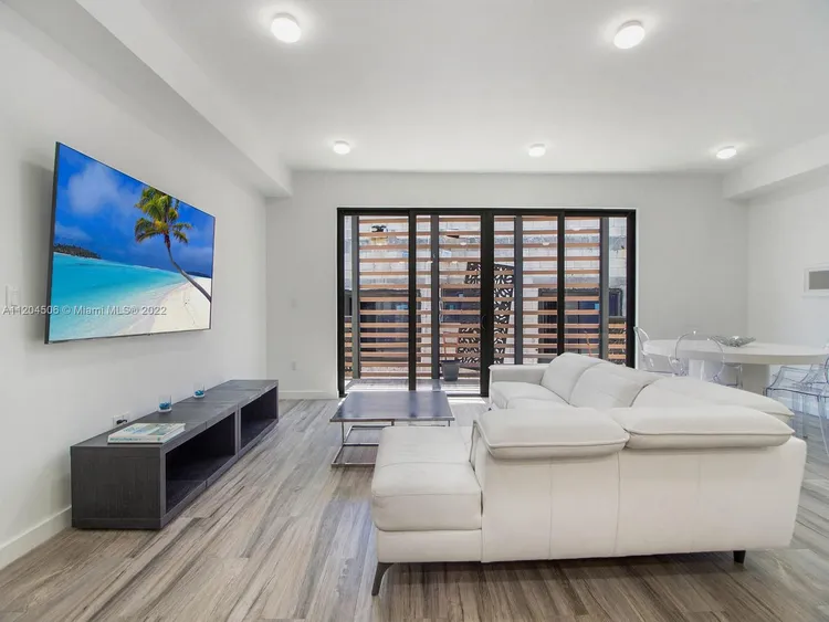 L'Uccello #PHA image #10