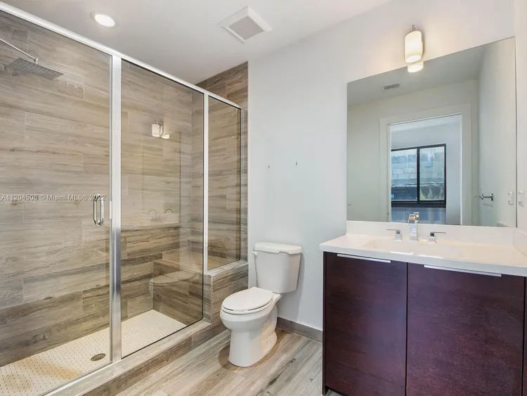 L'Uccello #PHA image #24