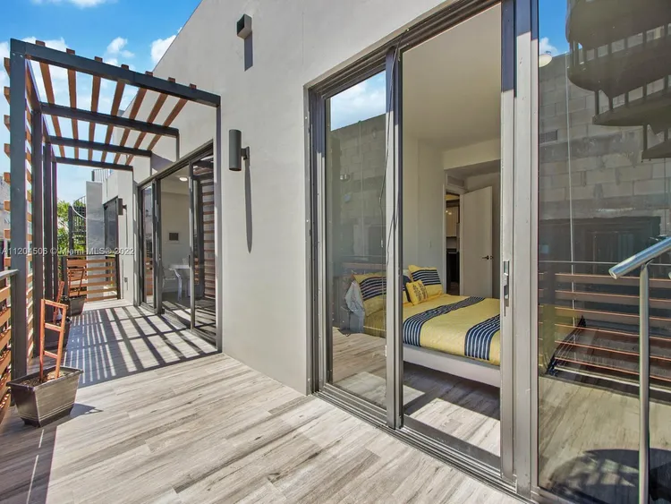 L'Uccello #PHA image #26