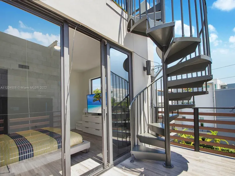 L'Uccello #PHA image #27