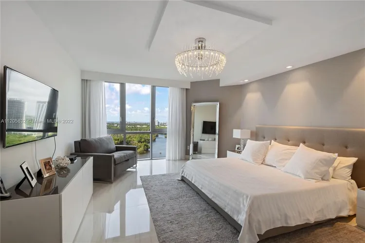 Marina Palms Yacht Club and Residences South Tower #2110 image #11