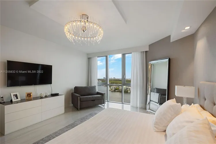 Marina Palms Yacht Club and Residences South Tower #2110 image #12