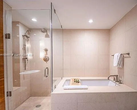 Carillon Center Tower Wellness Resort & Residences #608 image #12