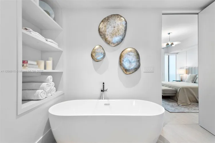 Continuum I South #3905 image #30