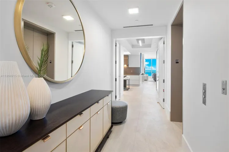 Continuum I South #3905 image #9