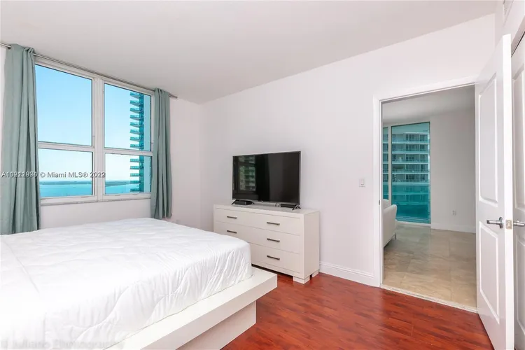 Solaris at Brickell #1801 image #10