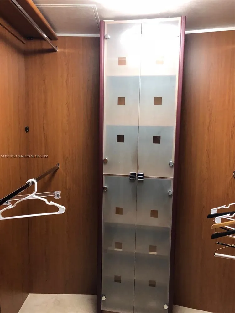 Ocean Four #1002 image #18