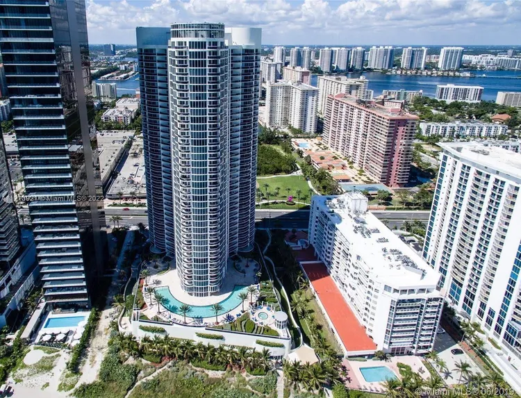 Ocean Four #1002 image #19