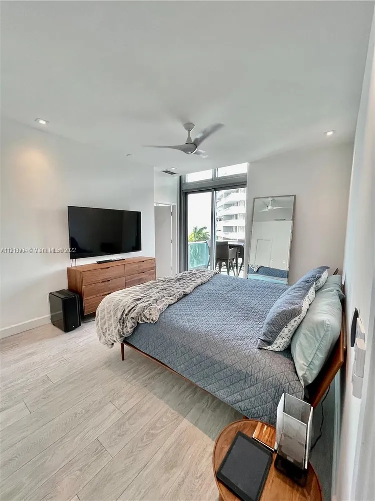 Jade Brickell #611 image #10