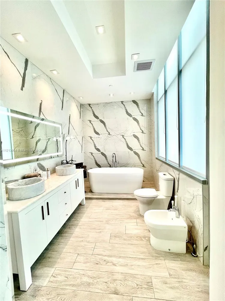 Jade Brickell #611 image #12