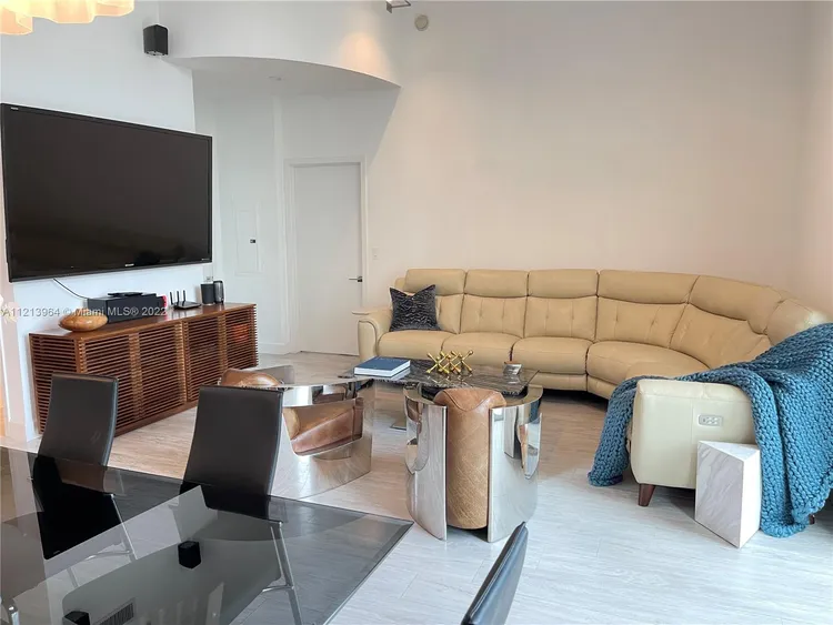 Jade Brickell #611 image #8