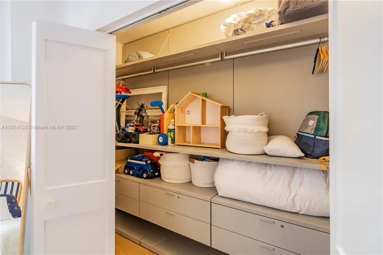 Imperial House #8D image #21