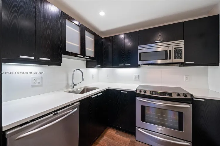 South Bay Club #629 image #12