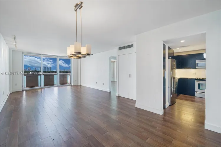 South Bay Club #629 image #14