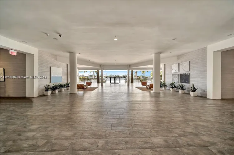 South Bay Club #629 image #28