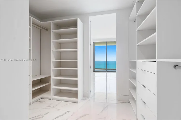 Residences by Armani Casa #1001 image #19