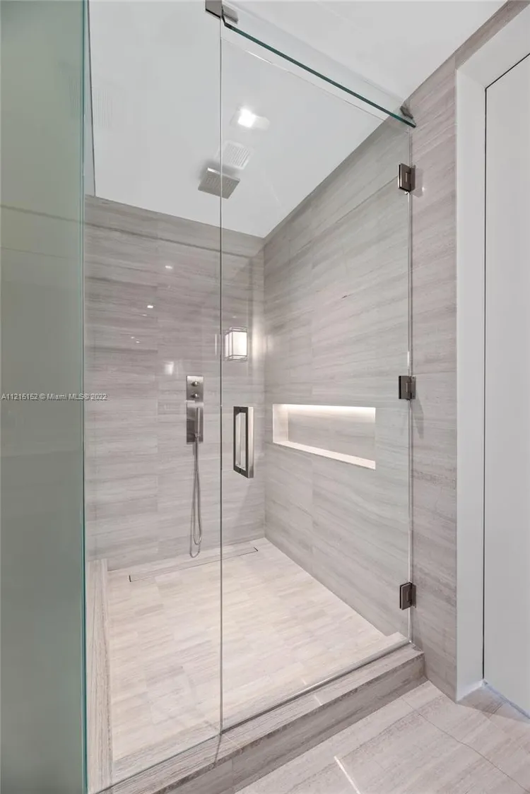 Residences by Armani Casa #1001 image #30