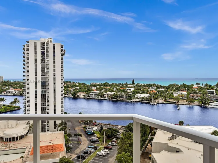 Hamptons West #1102 image #10