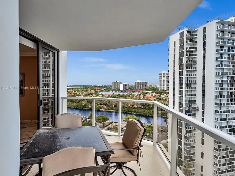 Hamptons West #1102 image #21