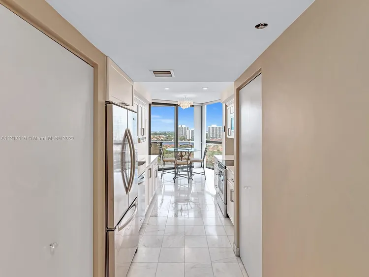 Hamptons West #1102 image #25