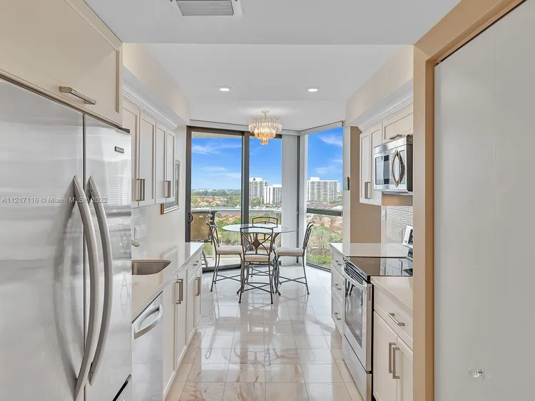 Hamptons West #1102 image #28