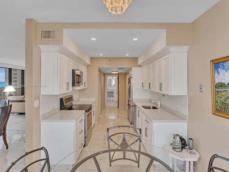 Hamptons West #1102 image #33