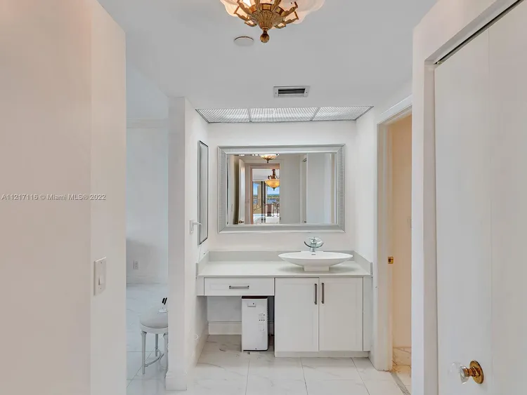 Hamptons West #1102 image #37