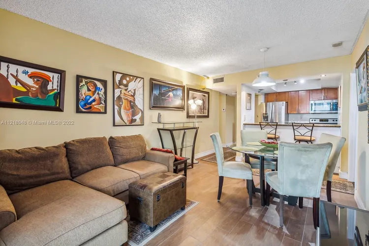 Madison Downtown #W-1802 image #7