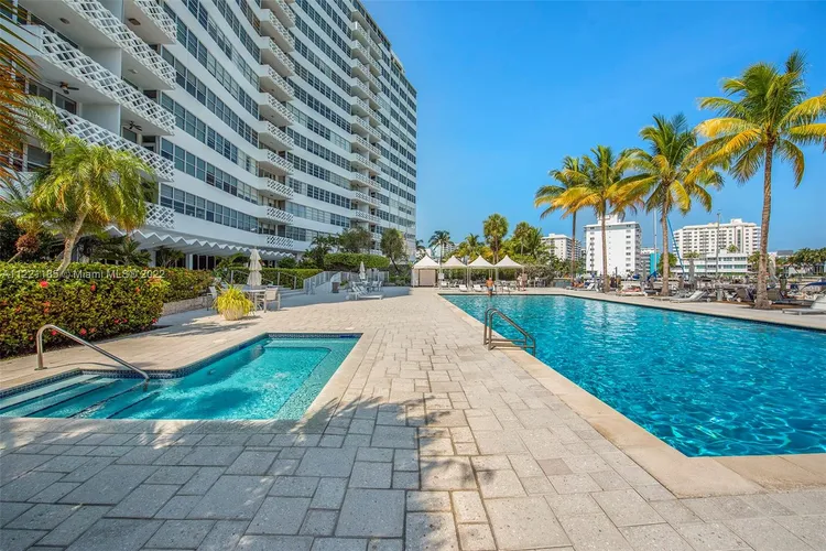 Belle Plaza #PH2 image #26