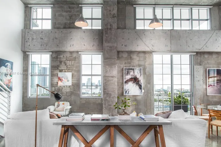 The Filling Station #707 image #6