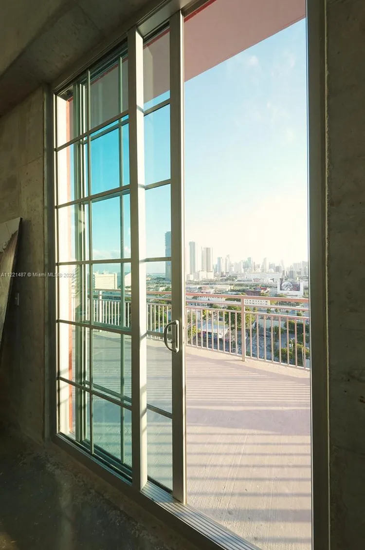 The Filling Station #707 image #7