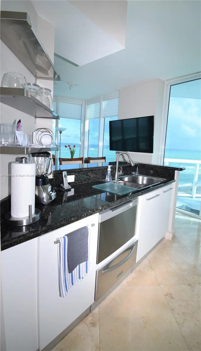 Bel Aire on the Ocean #903 image #10