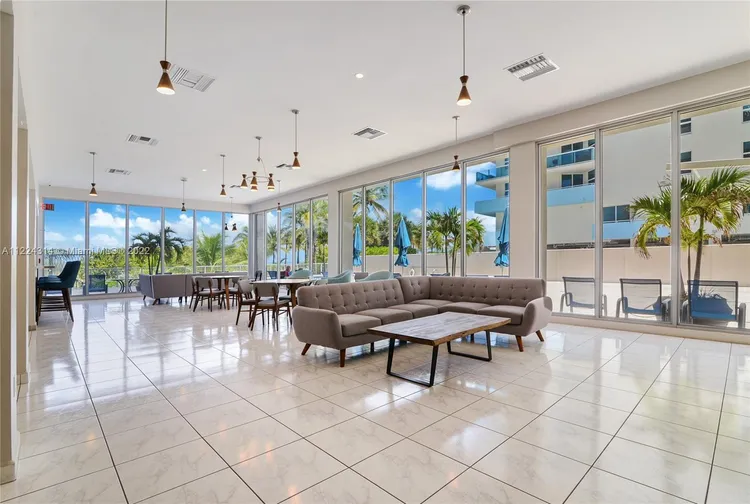 Four Winds #911 image #14