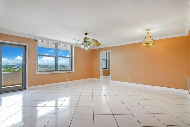 Four Winds #911 image #6