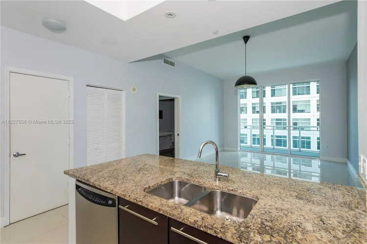 The Plaza on Brickell North #902 image #6