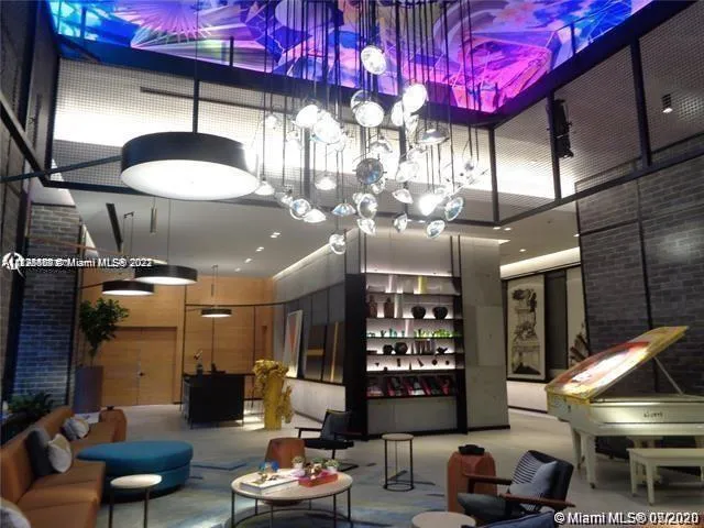 Hyde Midtown #1009 image #13