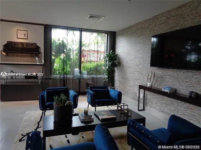 Hyde Midtown #1009 image #18