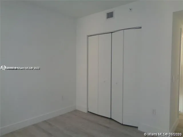 Hyde Midtown #1009 image #6