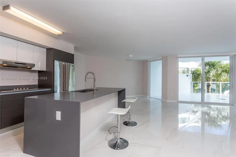 O'Residences #L-302 image #10