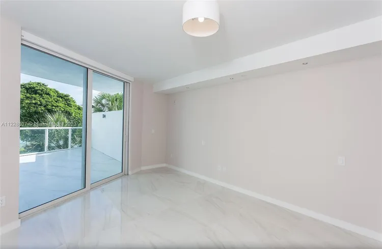 O'Residences #L-302 image #15