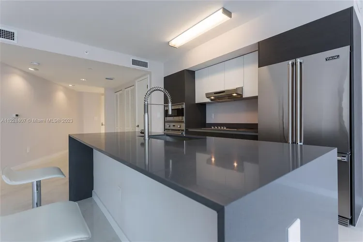 O'Residences #L-302 image #7