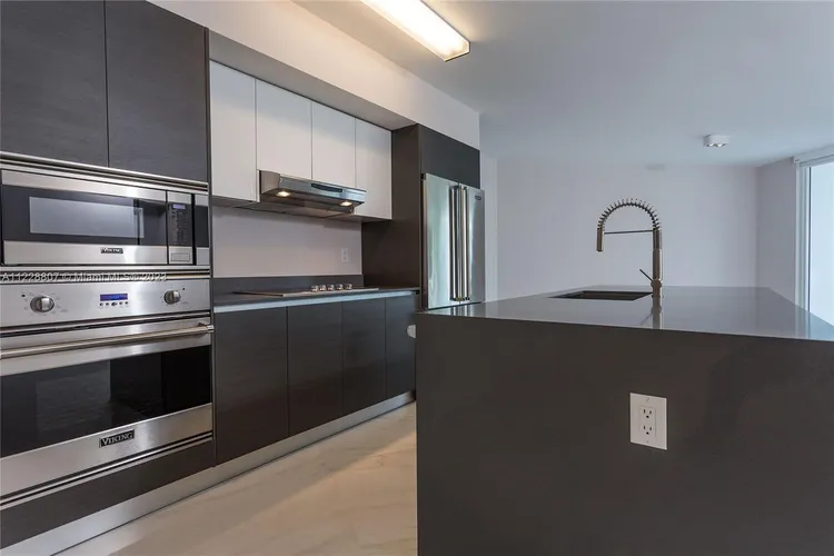 O'Residences #L-302 image #8