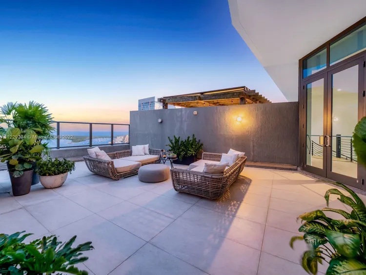 Dua Miami (SLS Hotel and Residences) #UPH3 image #8