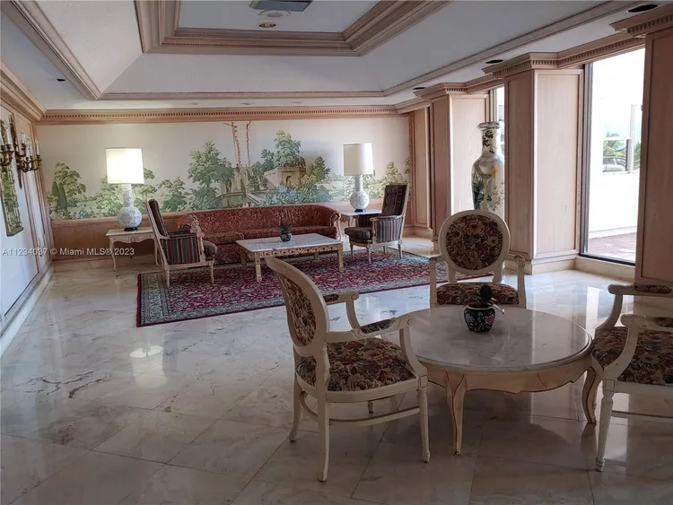 Maison Grande #1633 image #21