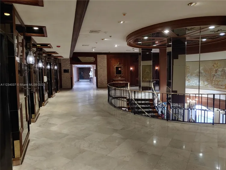 Maison Grande #1633 image #29