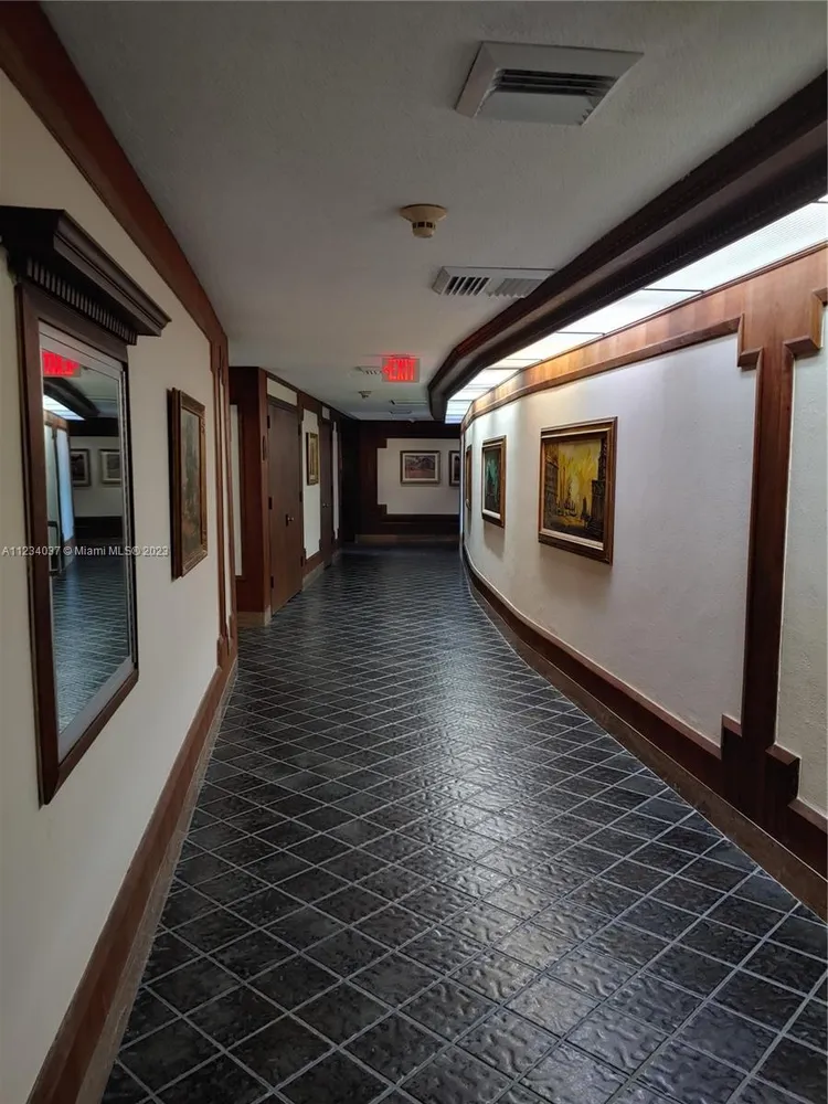 Maison Grande #1633 image #30