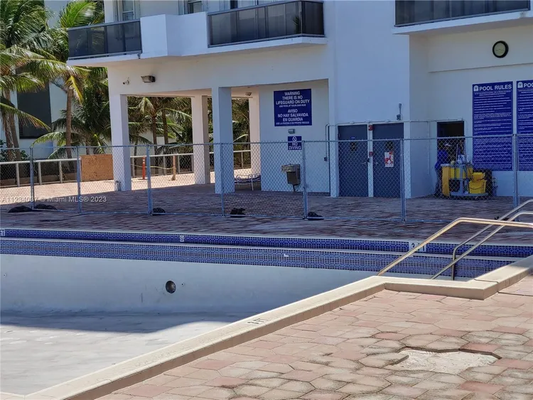 Maison Grande #1633 image #33