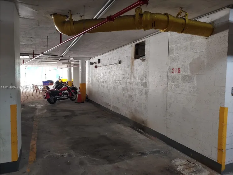 Maison Grande #1633 image #39