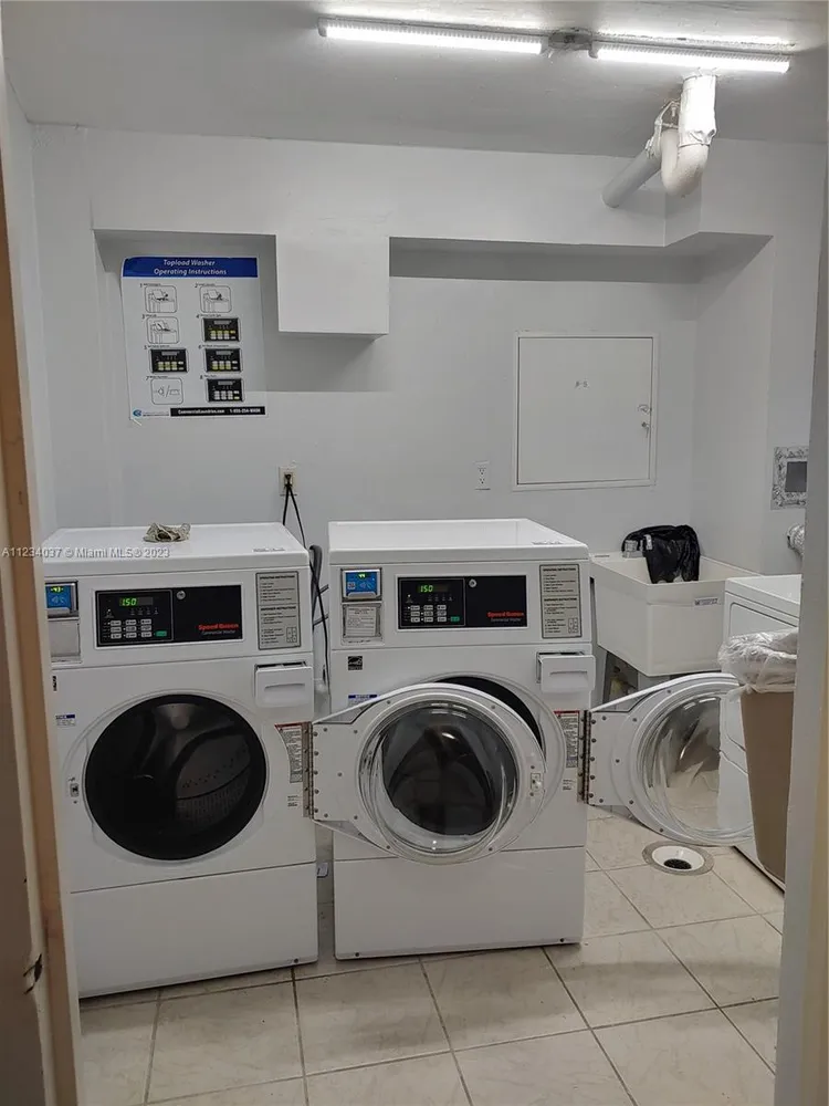 Maison Grande #1633 image #41