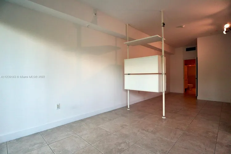 Lofts in the Grove #204 image #10